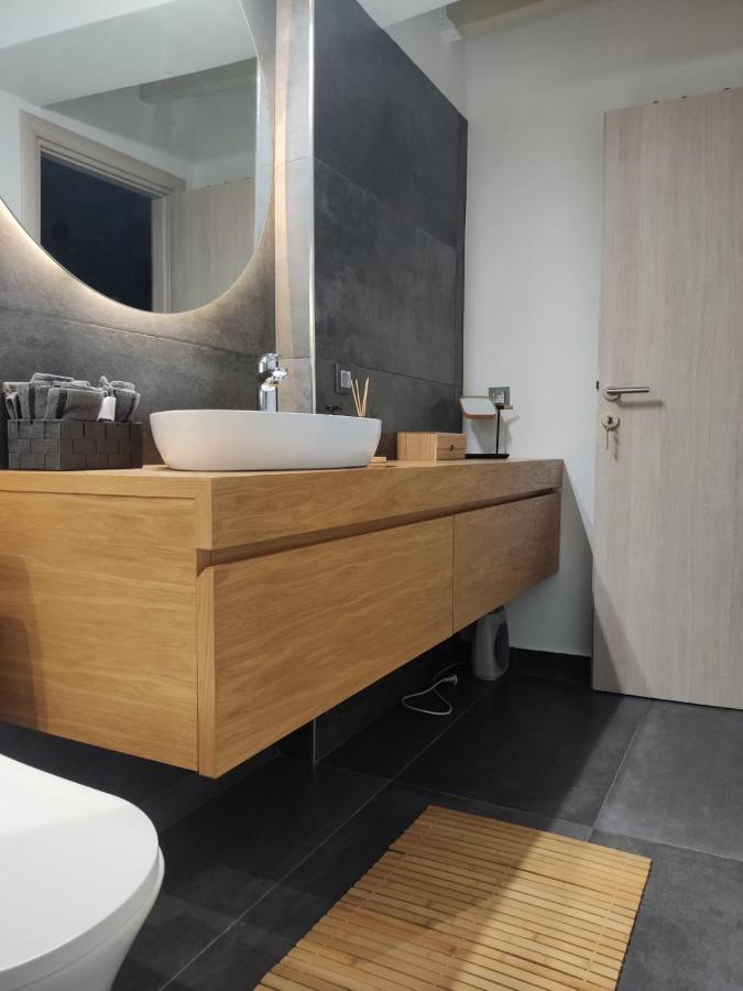 Vrachos Suites Aigio Esterno foto