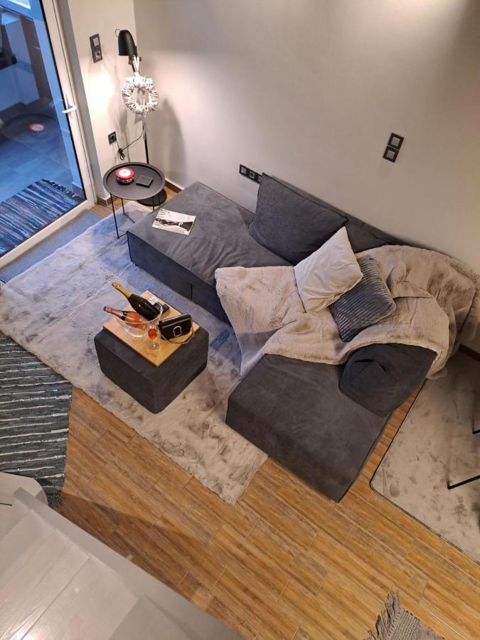 Vrachos Suites Aigio Esterno foto